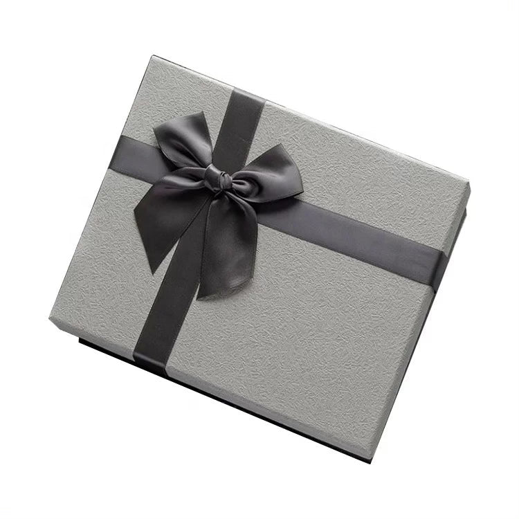 *Skyn Holiday Shop*